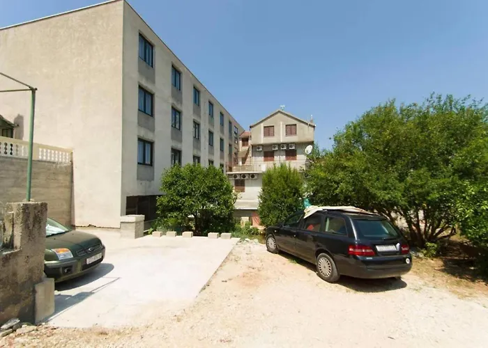 Aparthotel Sobe Andreis 3*